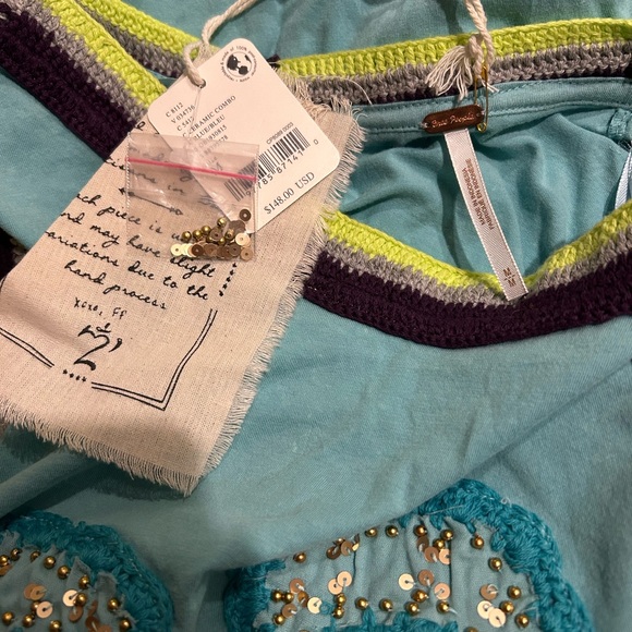 Free People Bali 90’s Baby Tee NWT - Picture 6 of 6